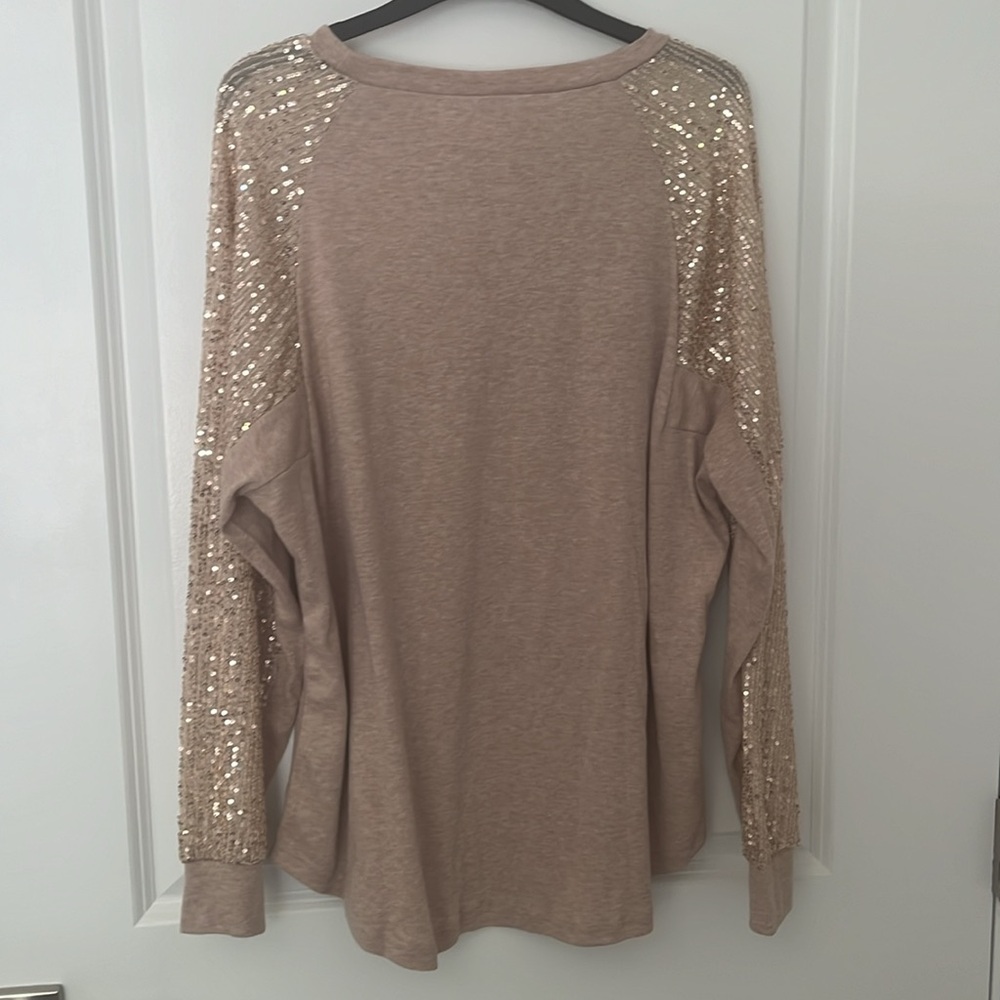 Women’s Sequin Long Sleeve Top - Picture 5 of 5